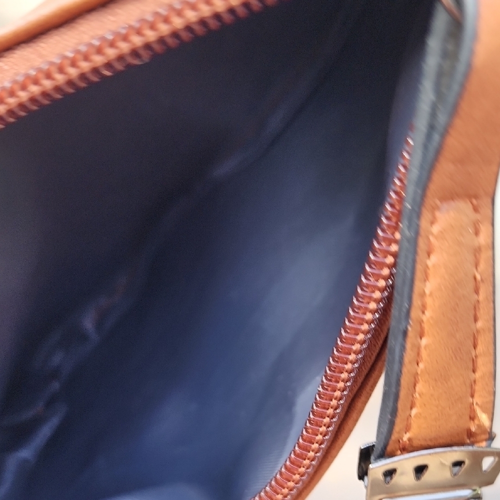 4-Bag Set Vegan Leather is NWOT | 2 Free Thrillies | Super Functional, Versatile - Picture 13 of 15